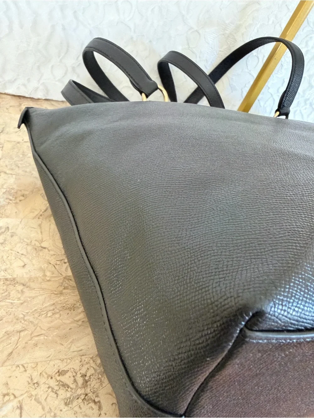 Coach Gallery Tote In Crossgrain Leather Black Zip Shoulder Bag F79608